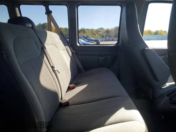 2023 Chevrolet Express Passenger LS с VIN 1GAZGNFP7P1260008, выставлен на аукционе Copart как лот 86867665 с пробегом 24 477 миль миль и Чистый • Clean title. История ставок и продаж доступна на DreamBid. Изображение 11.