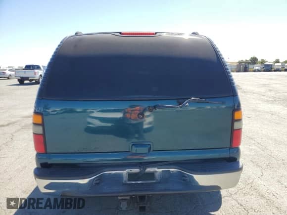 2005 Chevrolet Suburban Z71 с VIN 3GNFK16Z65G126213, выставлен на аукционе Copart как лот 67986305 с пробегом Не указан миль и Списание • Salvage title. История ставок и продаж доступна на DreamBid. Изображение 6.