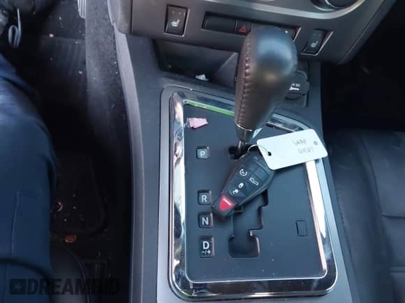 2014 Dodge Challenger R/T с VIN 2C3CDYBT5EH218501, выставлен на аукционе IAAI как лот 42520727 с пробегом 64 210 миль миль и . История ставок и продаж доступна на DreamBid. Изображение 11.