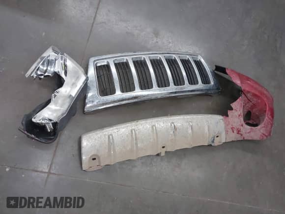 2004 Jeep Grand Cherokee Overland с VIN 1J8GW68J94C203446, выставлен на аукционе IAAI как лот 43194060 с пробегом 229 598 миль миль и . История ставок и продаж доступна на DreamBid. Изображение 12.