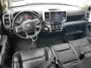 2019 Ram 1500 Laramie z VIN 1C6SRFDT4KN806409, wystawiony jako Copart lot #53093985 z przebiegiem 119 184 mil mil oraz Szkoda całkowita • Salvage title. Historia ofert i sprzedaży dostępna na DreamBid. Obrazek 8.