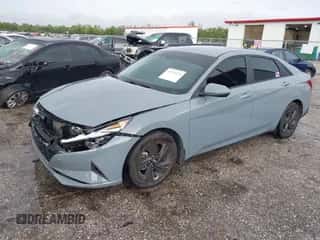 2023 Hyundai Elantra SEL с VIN KMHLM4AG2PU384866, выставлен на аукционе IAAI как лот 43214243 с пробегом 73 294 миль миль и . История ставок и продаж доступна на DreamBid. Изображение 2.