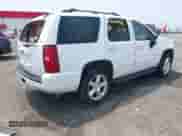 2008 Chevrolet Tahoe 3LT с VIN 1GNFC13098R136015, выставлен на аукционе IAAI как лот 42389952 с пробегом 218 826 миль миль и . История ставок и продаж доступна на DreamBid. Изображение 4.