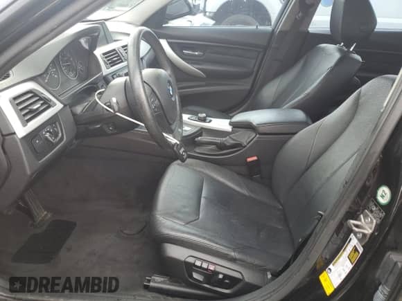 2013 BMW 3 Series 328i z VIN WBA3A5G59DNP19570, wystawiony jako Copart lot #82305735 z przebiegiem 78 562 mil mil oraz Szkoda całkowita • Salvage title. Historia ofert i sprzedaży dostępna na DreamBid. Obrazek 7.