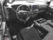 2024 Chevrolet Silverado 1500 Work Truck z VIN 3GCNAAED7RG396554, wystawiony jako Copart lot #84644565 z przebiegiem 12 772 mil mil oraz Czysty tytuł • Clean title. Historia ofert i sprzedaży dostępna na DreamBid. Obrazek 8.