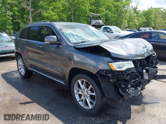 2016 Jeep Grand Cherokee Summit с VIN 1C4RJFJG2GC319086, выставлен на аукционе IAAI как лот 42186171 с пробегом 135 124 миль миль и . История ставок и продаж доступна на DreamBid. Изображение 1.