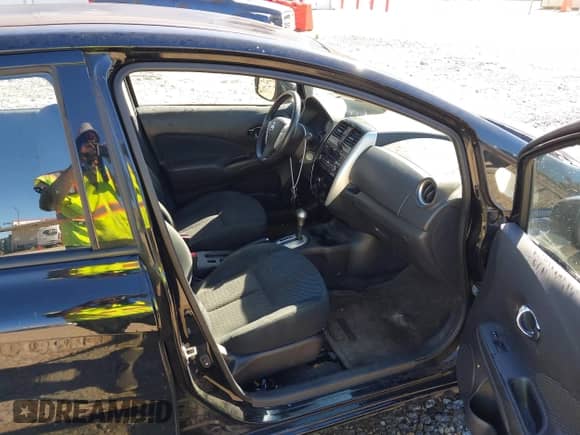 2015 Nissan Note S Plus с VIN 3N1CE2CP3FL396619, выставлен на аукционе IAAI как лот 43444190 с пробегом 183 890 миль миль и . История ставок и продаж доступна на DreamBid. Изображение 5.