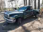 2001 Dodge 1500 z VIN 3B7HF13Y01M530119, wystawiony jako IAAI lot #41909145 z przebiegiem 119 260 mil mil oraz . Historia ofert i sprzedaży dostępna na DreamBid. Obrazek 2.