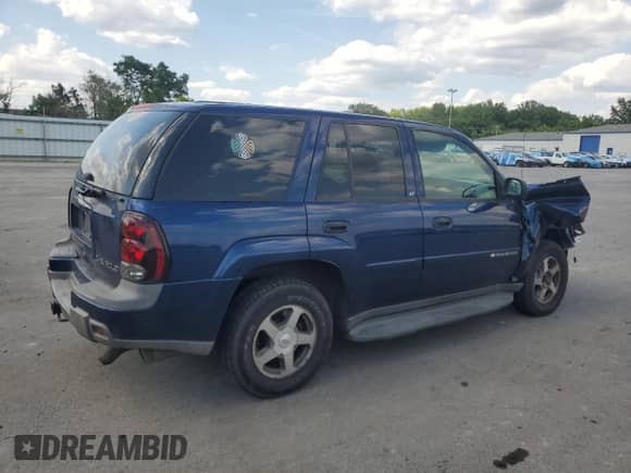 2003 Chevrolet TrailBlazer LTZ с VIN 1GNDT13S332357765, выставлен на аукционе Copart как лот 65430965 с пробегом 197 253 миль миль и Списание • Salvage title. История ставок и продаж доступна на DreamBid. Изображение 3.