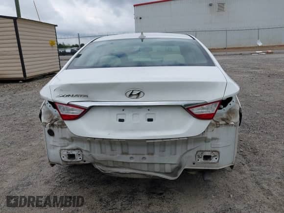 2013 Hyundai Sonata GLS z VIN 5NPEB4AC1DH781832, wystawiony jako IAAI lot #43311734 z przebiegiem 150 380 mil mil oraz . Historia ofert i sprzedaży dostępna na DreamBid. Obrazek 6.