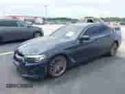 2018 BMW 5 Series 530i с VIN WBAJA5C58JG899041, выставлен на аукционе IAAI как лот 43254657 с пробегом 70 801 миль миль и . История ставок и продаж доступна на DreamBid. Изображение 2.