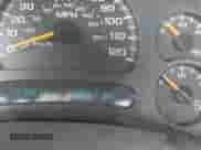 2005 Chevrolet Silverado 1500 z VIN 1GCEC14X55Z202569, wystawiony jako IAAI lot #41864801 z przebiegiem 182 567 mil mil oraz . Historia ofert i sprzedaży dostępna na DreamBid. Obrazek 7.