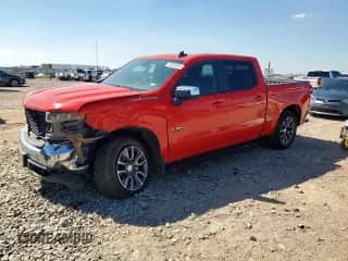 2021 Chevrolet Silverado 1500 LT with VIN 3GCUYDED7MG133062, listed as a Copart auction lot 70030065 with Not provided miles and Salvage title. Bid and sale history available at DreamBid. Image 1.