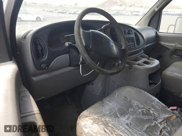 2002 Ford Econoline Cargo с VIN 1FDSE35L12HA81850, выставлен на аукционе Copart как лот 59160315 с пробегом 74 773 миль миль и Чистый • Clean title. История ставок и продаж доступна на DreamBid. Изображение 8.