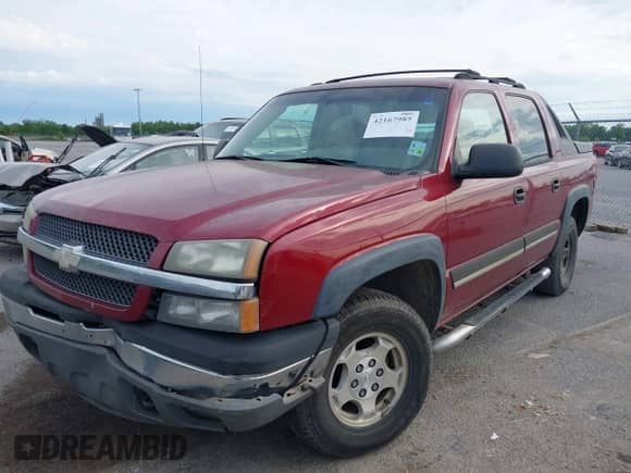 2004 Chevrolet Avalanche with VIN 3GNEC12TX4G341246, listed as a IAAI auction lot 42167985 with 169,495 mi miles and . Bid and sale history available at DreamBid. Image 2.