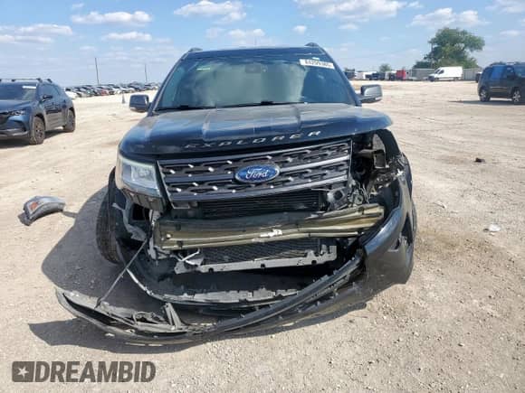 2018 Ford Explorer XLT z VIN 1FM5K7DH8JGB88862, wystawiony jako Copart lot #84209385 z przebiegiem 80 801 mil mil oraz Szkoda całkowita • Salvage title. Historia ofert i sprzedaży dostępna na DreamBid. Obrazek 5.