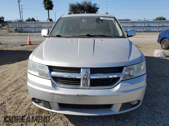 2010 Dodge Journey SXT with VIN 3D4PG5FV5AT103321, listed as a Copart auction lot 69094185 with 126,373 mi miles and Clean title. Bid and sale history available at DreamBid. Image 5.