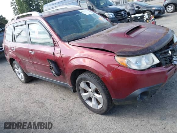 2013 Subaru Forester XT Touring с VIN JF2SHGGC1DH410714, выставлен на аукционе IAAI как лот 43159035 с пробегом 102 586 миль миль и . История ставок и продаж доступна на DreamBid. Изображение 1.