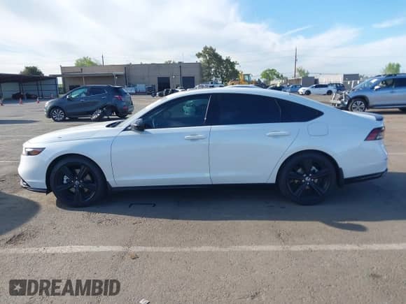 2025 Honda Accord Sport-L with VIN 1HGCY2F78SA016810, listed as a IAAI auction lot 42020521 with 4,064 mi miles and . Bid and sale history available at DreamBid. Image 14.
