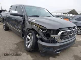 2019 Ram 1500 Limited z VIN 1C6SRFHT6KN773195, wystawiony jako IAAI lot #42421233 z przebiegiem 82 506 mil mil oraz . Historia ofert i sprzedaży dostępna na DreamBid. Obrazek 1.