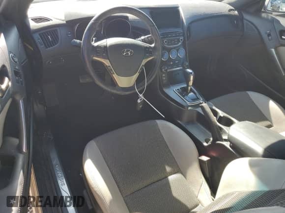 2013 Hyundai Genesis Coupe Premium with VIN KMHHT6KD1DU090461, listed as a Copart auction lot 82738635 with 75,707 mi miles and Clean title. Bid and sale history available at DreamBid. Image 8.