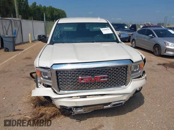 2015 GMC Sierra 1500 Denali с VIN 3GTU2WEC5FG295862, выставлен на аукционе IAAI как лот 42980310 с пробегом 173 368 миль миль и . История ставок и продаж доступна на DreamBid. Изображение 12.