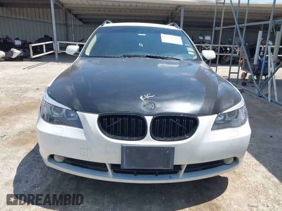 2006 BMW 5 Series 530xi с VIN WBANN73576CN02886, выставлен на аукционе IAAI как лот 43076711 с пробегом 203 533 миль миль и . История ставок и продаж доступна на DreamBid. Изображение 12.