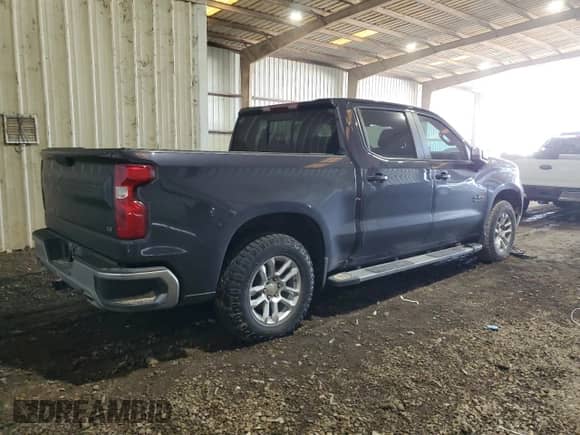 2022 Chevrolet Silverado 1500 LT z VIN 3GCUDDET8NG688722, wystawiony jako Copart lot #65532964 z przebiegiem 48 238 mil mil oraz Szkoda całkowita • Salvage title. Historia ofert i sprzedaży dostępna na DreamBid. Obrazek 3.