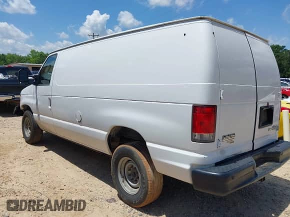 2014 Ford Econoline Cargo Commercial with VIN 1FTNE2EL8EDA48545, listed as a IAAI auction lot 42326165 with 396,949 mi miles and . Bid and sale history available at DreamBid. Image 3.