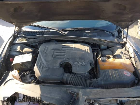 2019 Dodge Challenger SXT с VIN 2C3CDZAG0KH501734, выставлен на аукционе IAAI как лот 43367711 с пробегом 113 476 миль миль и . История ставок и продаж доступна на DreamBid. Изображение 10.