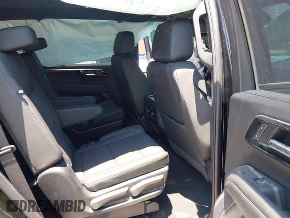 2025 Chevrolet Tahoe Z71 с VIN 1GNS6PRD3SR126204, выставлен на аукционе IAAI как лот 42504708 с пробегом Не указан миль и . История ставок и продаж доступна на DreamBid. Изображение 8.