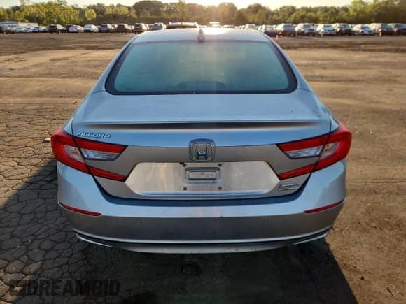 2018 Honda Accord Touring with VIN 1HGCV3F96JA014245, listed as a Copart auction lot 70340085 with 153,876 mi miles and Salvage title. Bid and sale history available at DreamBid. Image 6.