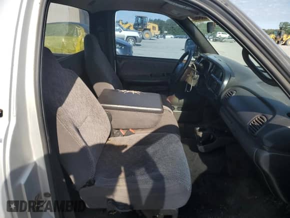2001 Dodge 1500 with VIN 1B7HC16Y31S197524, listed as a Copart auction lot 55494065 with 226,341 mi miles and Salvage title. Bid and sale history available at DreamBid. Image 10.