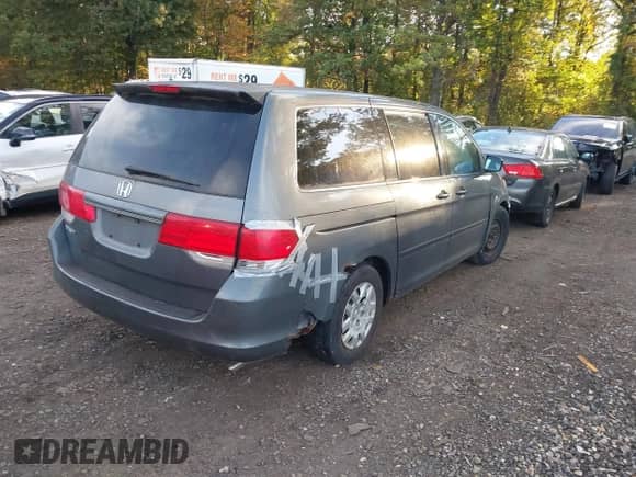 2008 Honda Odyssey LX с VIN 5FNRL38238B001761, выставлен на аукционе IAAI как лот 43462883 с пробегом 173 116 миль миль и . История ставок и продаж доступна на DreamBid. Изображение 4.