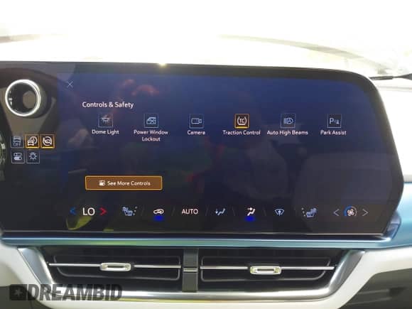 2025 Chevrolet Equinox EV LT с VIN 3GN7DLRP2SS149176, выставлен на аукционе IAAI как лот 42774818 с пробегом 104 миль миль и . История ставок и продаж доступна на DreamBid. Изображение 19.