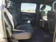 2023 Ram 1500 TRX z VIN 1C6SRFU97PN660101, wystawiony jako Copart lot #81612095 z przebiegiem 47 174 mil mil oraz Szkoda całkowita • Salvage title. Historia ofert i sprzedaży dostępna na DreamBid. Obrazek 10.