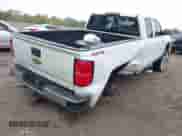 2019 Chevrolet Silverado 1500 LT z VIN 2GCVKPEC8K1193355, wystawiony jako IAAI lot #43286587 z przebiegiem 192 769 mil mil oraz . Historia ofert i sprzedaży dostępna na DreamBid. Obrazek 4.