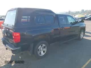 2015 Chevrolet Silverado 1500 LT z VIN 1GCVKREC0FZ153196, wystawiony jako IAAI lot #43269463 z przebiegiem 166 987 mil mil oraz . Historia ofert i sprzedaży dostępna na DreamBid. Obrazek 4.