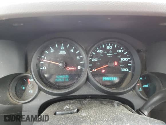 2011 GMC Sierra 1500 Work Truck z VIN 1GTN2TEA9BZ461182, wystawiony jako Copart lot #49573035 z przebiegiem 159 932 mil mil oraz Szkoda całkowita • Salvage title. Historia ofert i sprzedaży dostępna na DreamBid. Obrazek 9.