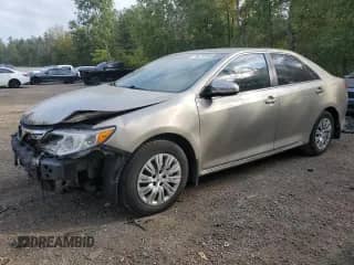 2014 Toyota Camry SE с VIN 4T1BF1FK6EU412070, выставлен на аукционе Copart как лот 70274745 с пробегом 162 324 миль миль и Чистый • Clean title. История ставок и продаж доступна на DreamBid. Изображение 1.