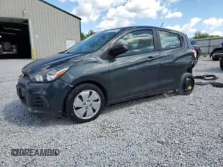 2017 Chevrolet Spark LS z VIN KL8CB6SA4HC792608, wystawiony jako Copart lot #70186185 z przebiegiem 62 653 mil mil oraz Szkoda całkowita • Salvage title. Historia ofert i sprzedaży dostępna na DreamBid. Obrazek 1.