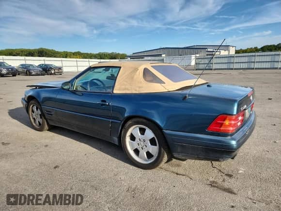 2000 Mercedes-Benz SL 500 with VIN WDBFA68FXYF195292, listed as a Copart auction lot 80186465 with 160,003 mi miles and Clean title. Bid and sale history available at DreamBid. Image 2.