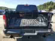 2020 Ram 1500 Big Horn z VIN 1C6SRFFT0LN419063, wystawiony jako Copart lot #80578555 z przebiegiem 59 995 mil mil oraz Szkoda całkowita • Salvage title. Historia ofert i sprzedaży dostępna na DreamBid. Obrazek 6.