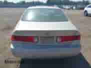 2001 Toyota Camry LE z VIN 4T1BG22K21U821363, wystawiony jako IAAI lot #43204160 z przebiegiem 424 220 mil mil oraz . Historia ofert i sprzedaży dostępna na DreamBid. Obrazek 16.