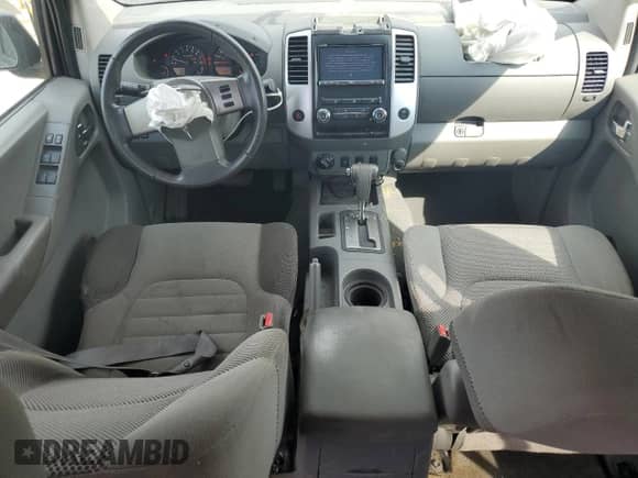 2010 Nissan Frontier SE z VIN 1N6AD0FVXAC416923, wystawiony jako Copart lot #60068375 z przebiegiem 146 867 mil mil oraz Szkoda całkowita • Salvage title. Historia ofert i sprzedaży dostępna na DreamBid. Obrazek 8.
