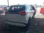 2023 Nissan Kicks SR с VIN 3N1CP5DV0PL571645, выставлен на аукционе IAAI как лот 42587064 с пробегом 28 345 миль миль и . История ставок и продаж доступна на DreamBid. Изображение 4.