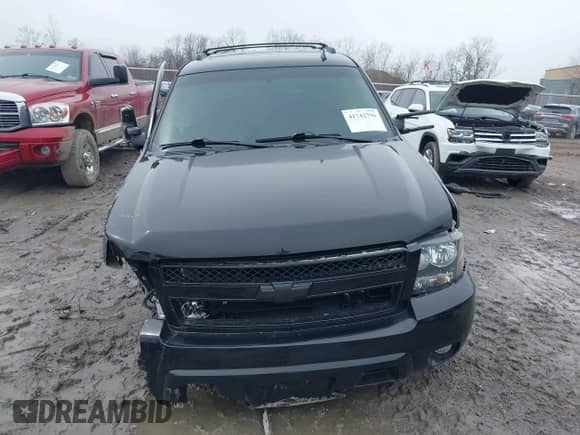 2008 Chevrolet Tahoe 1LT с VIN 1GNFK130X8J225299, выставлен на аукционе IAAI как лот 41742796 с пробегом 166 322 миль миль и . История ставок и продаж доступна на DreamBid. Изображение 12.