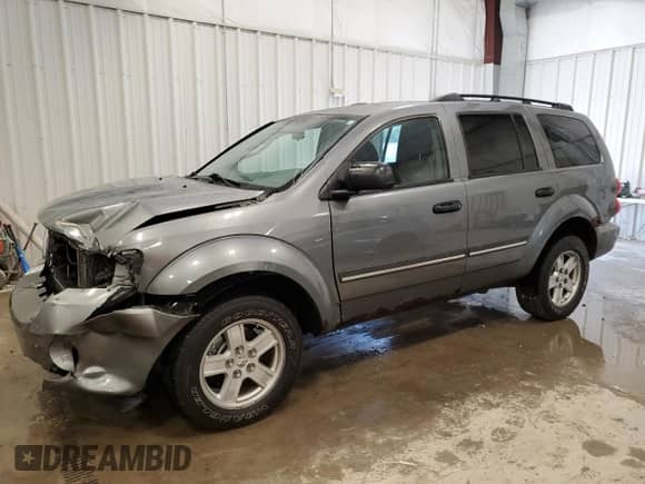 2008 Dodge Durango SLT with VIN 1D8HB48N78F155594, listed as a Copart auction lot 71592784 with 140,636 mi miles and Non repairable. Bid and sale history available at DreamBid. Image 1.