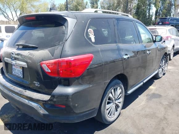 2020 Nissan Pathfinder SV с VIN 5N1DR2BMXLC603085, выставлен на аукционе IAAI как лот 42643557 с пробегом Не указан миль и . История ставок и продаж доступна на DreamBid. Изображение 4.