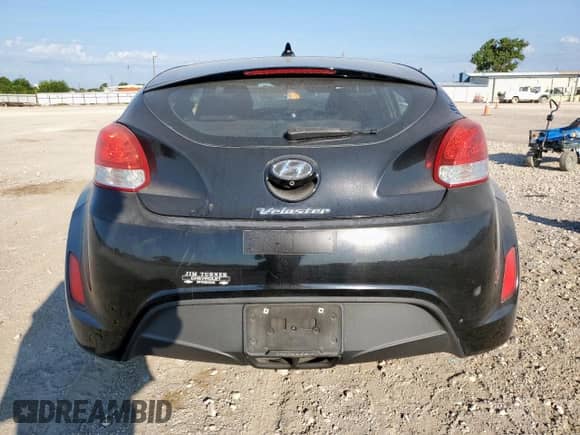 2015 Hyundai Veloster z VIN KMHTC6AD4FU245065, wystawiony jako Copart lot #68655815 z przebiegiem 120 922 mil mil oraz Szkoda całkowita • Salvage title. Historia ofert i sprzedaży dostępna na DreamBid. Obrazek 6.